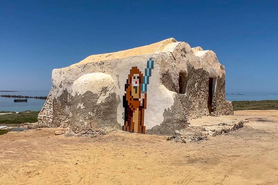 Night sky of Star Wars' Tatooine, in Tunisia